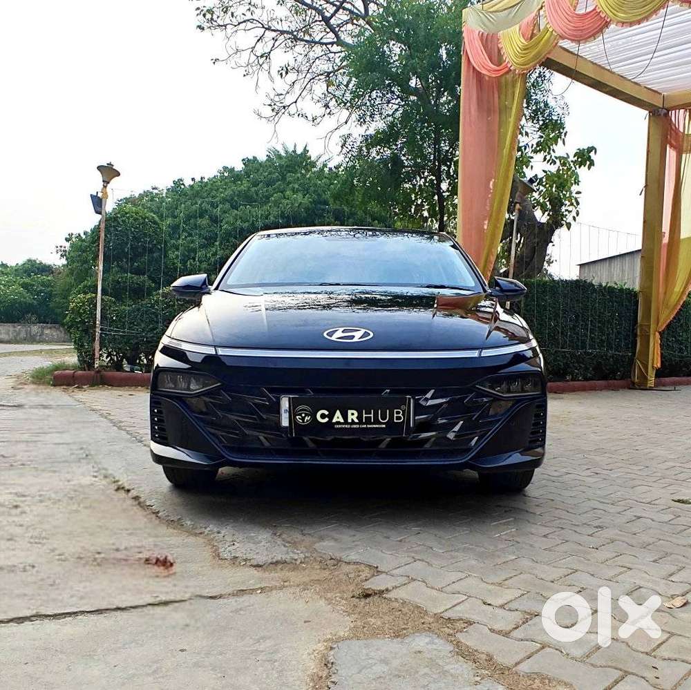 Hyundai Verna 1.5 Sx Petrol Mt, 2023, Petrol