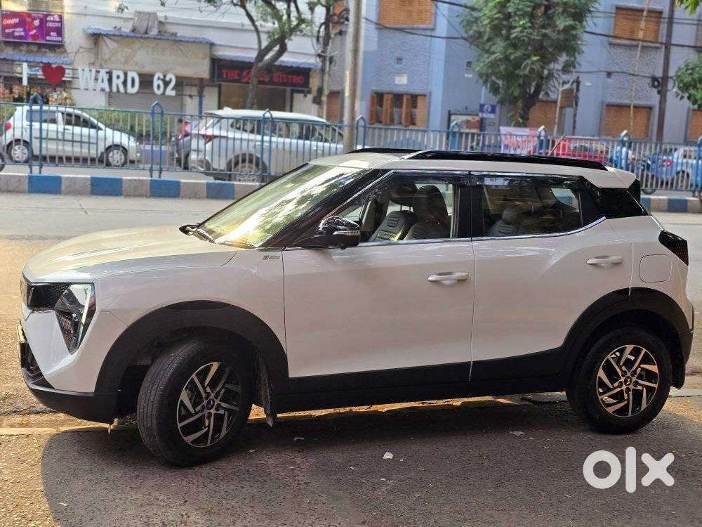 Mahindra Xuv 3xo Ax5 Pm Mt, 2025, Petrol