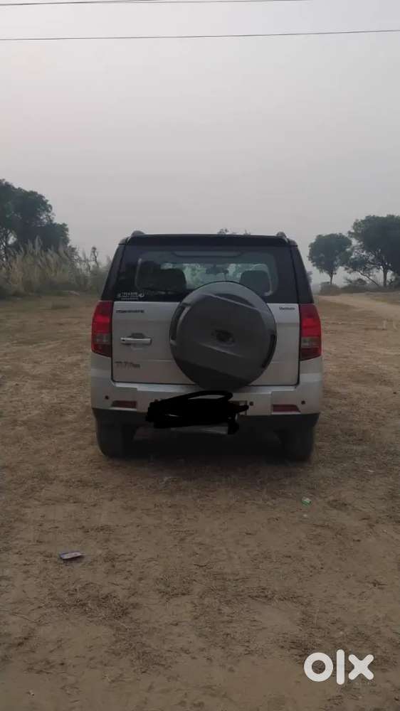 Mahindra Tuv 300 2017