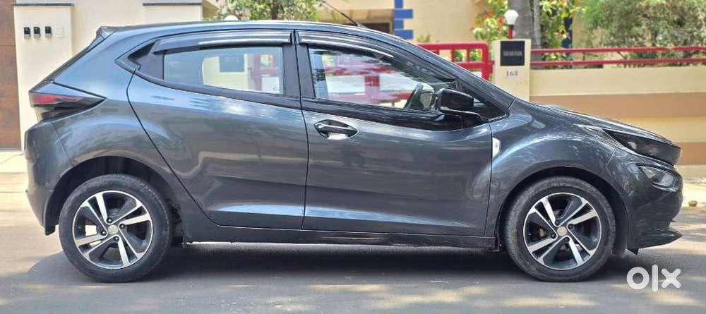 Tata Altroz Xz, 2020, Petrol