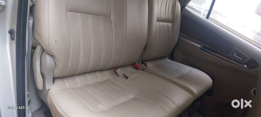 Toyota Innova 2012 Diesel Well Maintained