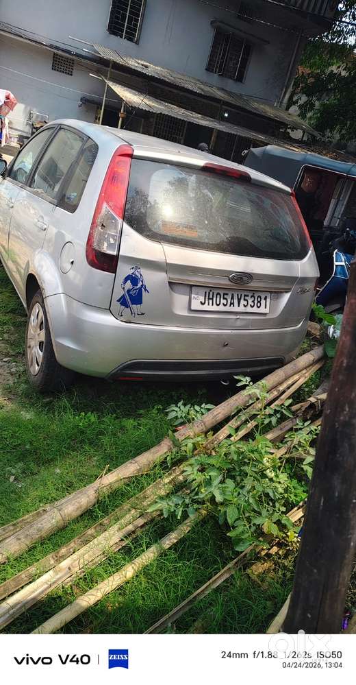 Ford Figo 1.5d Titanium Mt, 2013, Petrol