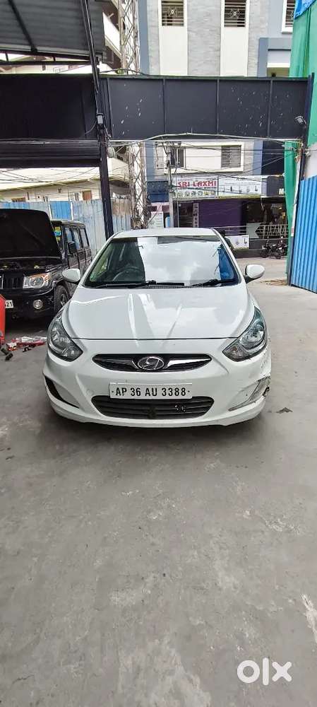 Hyundai Verna 2013