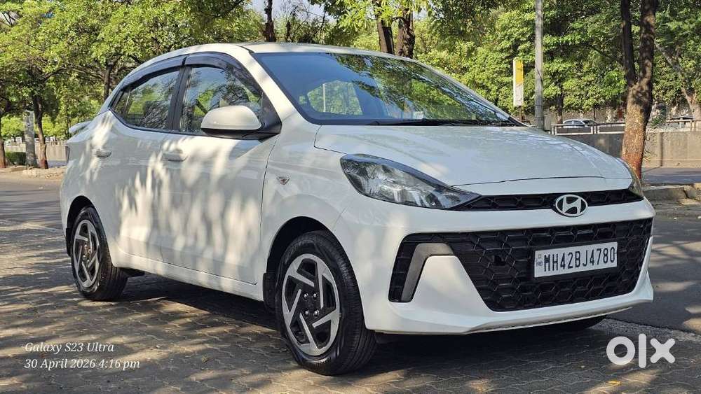 Hyundai Aura Sx (o) Manual, 2023, Cng & Hybrids