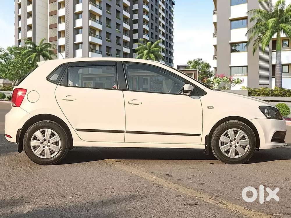 Volkswagen Polo Petrol Comfortline 1.2l, 2015, Petrol