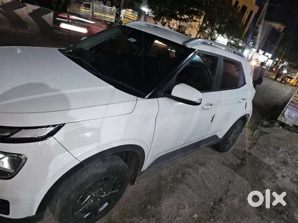 Hyundai Venue S Plus 2024 Diesel Car