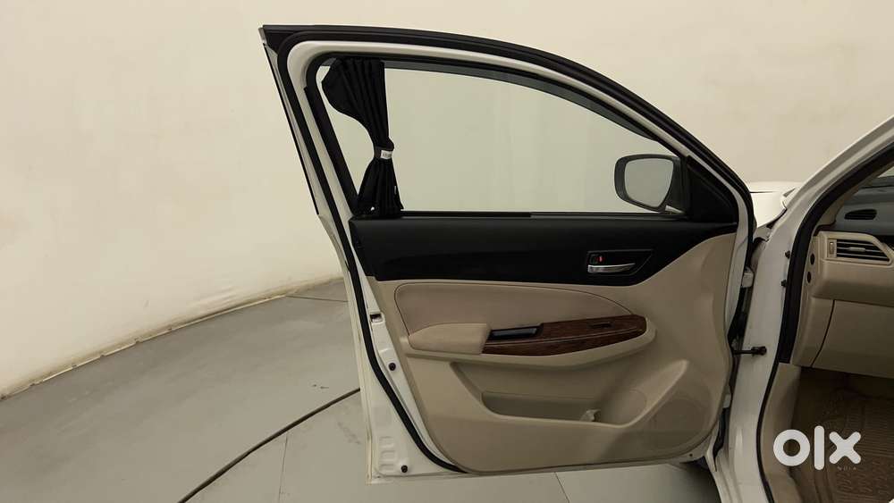 Maruti Suzuki Dzire 1.2 Zxi Amt, 2017, Petrol