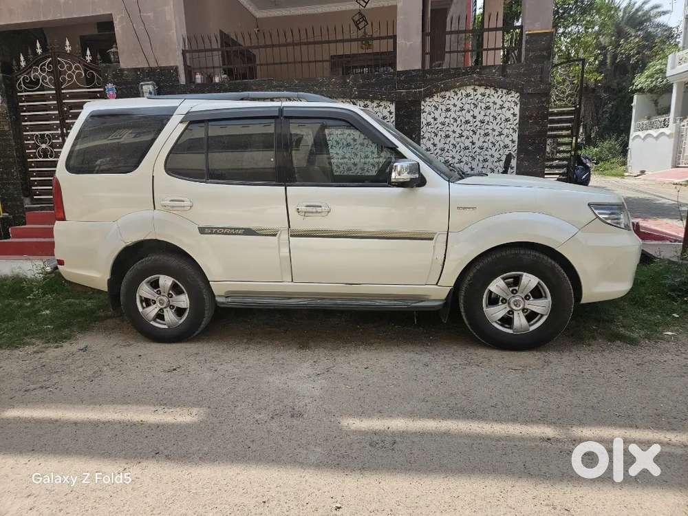 Tata Safari Storme 2016 Diesel 97000 Km Driven