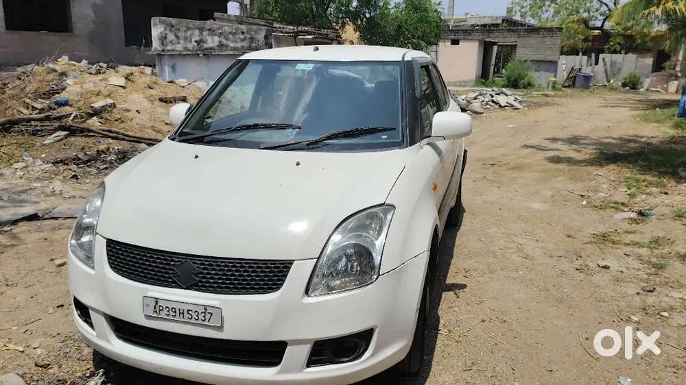 2015 Maruti Suzuki Dzire Tour
