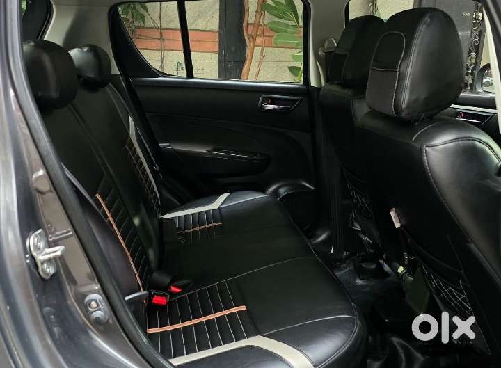 Maruti Suzuki Swift Vxi + Manual, 2017, Petrol