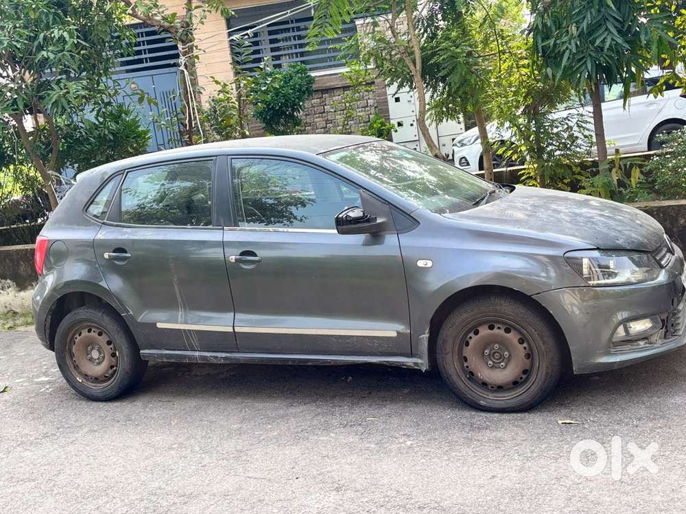Volkswagen Polo Petrol 2015