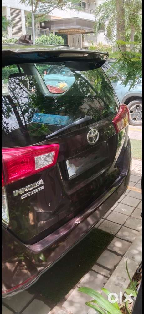 Innova Crysta 2.7z (at) 2022