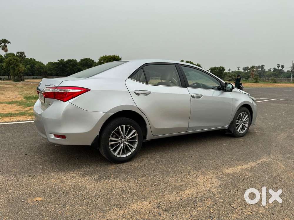 Toyota Corolla Altis, 2015