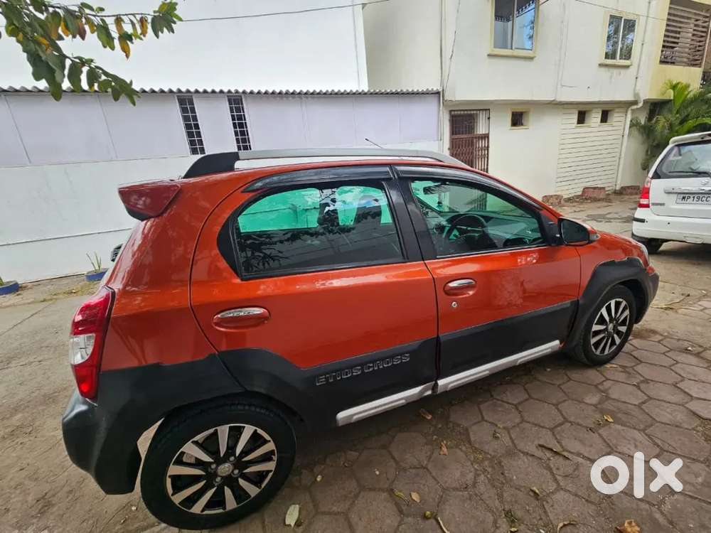 Toyota Etios Cross 2014 Diesel Well Maintained