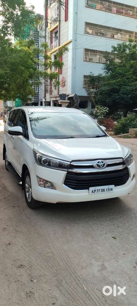 Toyota Innova Crysta 2.4 V 7 Str, 2018, Diesel