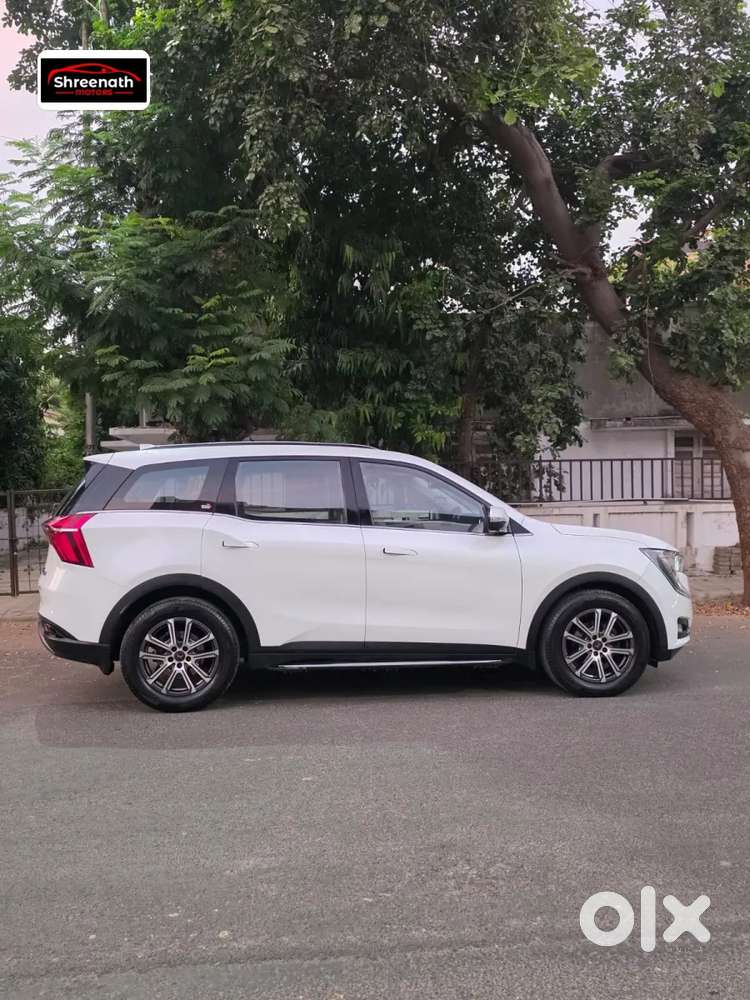 Mahindra Xuv700 2.0 Ax 7 Petrol At Luxury Pack Str, 2023, Petrol
