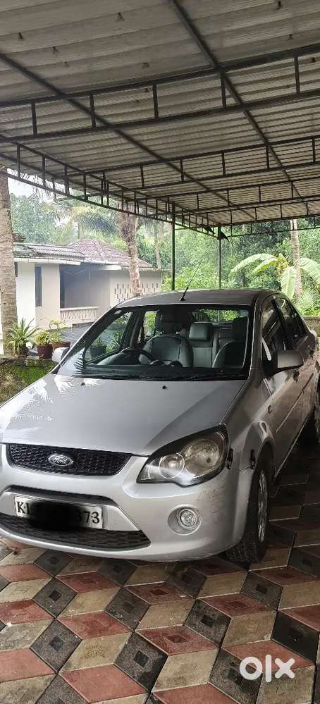 Ford Fiesta Classic 2012 Diesel 128000 Km Driven