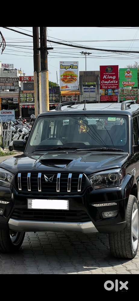 Mahindra Diesel 2022 Car