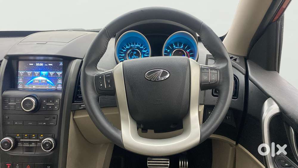 Mahindra Xuv500 At W10 Awd, 2017, Diesel