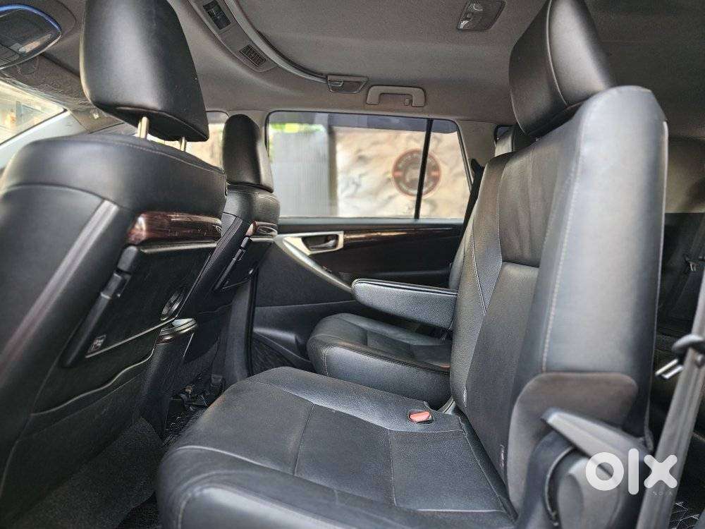 Toyota Innova Crysta 2.4 Z 7 Str, 2017, Diesel