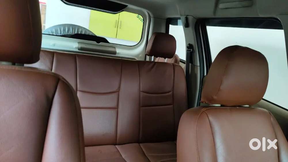 Mahindra Tuv 300 2018