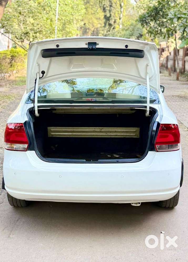 Volkswagen Vento 2010-2013 Petrol Highline, 2014, Petrol