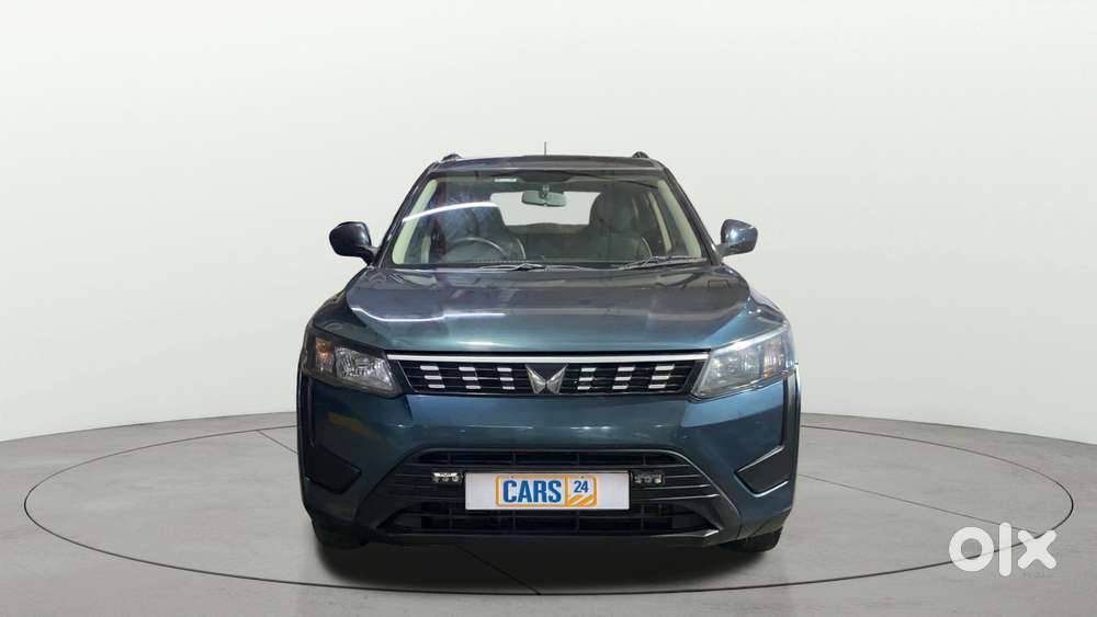 Mahindra Xuv300 W6 Amt Diesel, 2022, Diesel