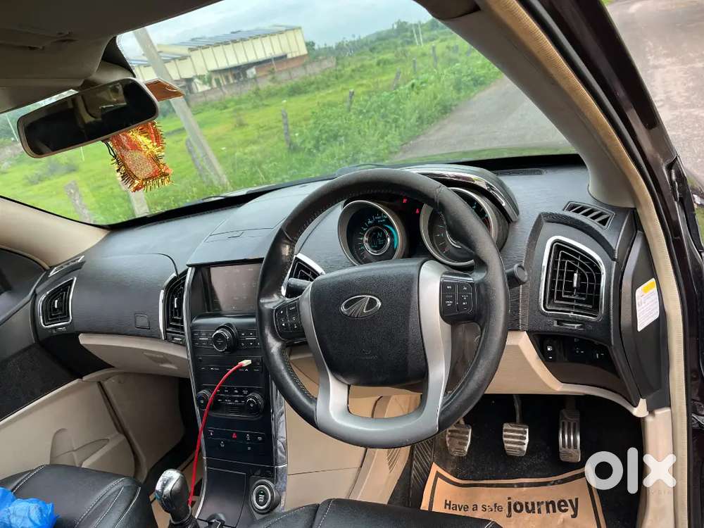 Mahindra Xuv500 2.2 W10 2015