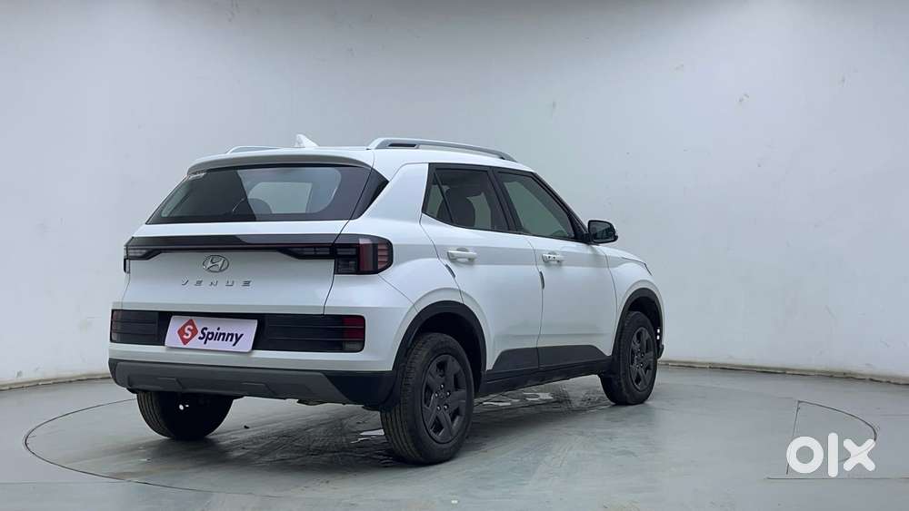 Hyundai Venue 1.2 S (o), 2025, Petrol