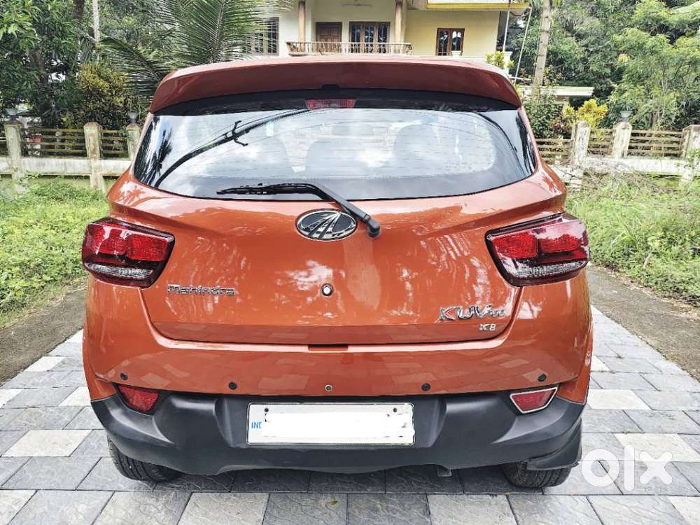 Mahindra Kuv 100 Mahindra-kuv-100-g80-k8, 2016, Petrol