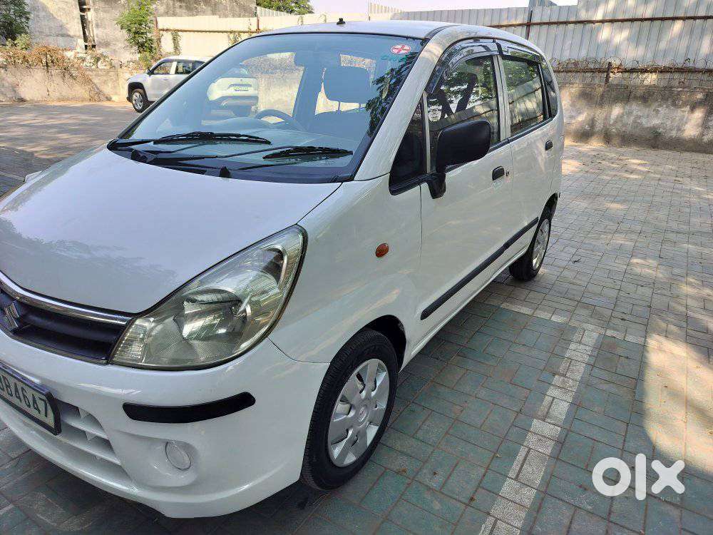 Maruti Suzuki Estilo Lxi Cng, 2012, Cng & Hybrids
