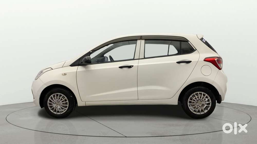 Hyundai Grand I10 2013-2016 Era, 2015, Petrol