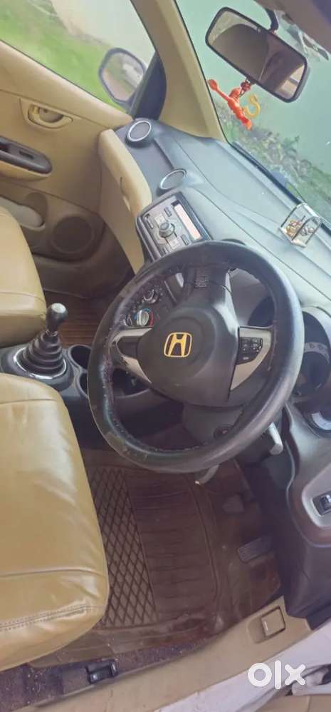 Honda Brio Petrol 2012 Mt