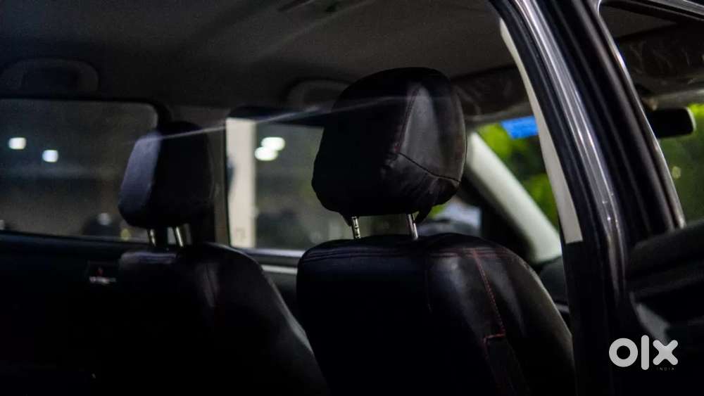 Maruti Suzuki Swift Vxi Optional, 2016, Petrol
