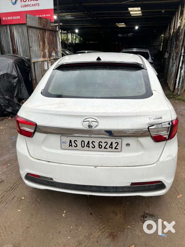 Tata Tigor Petrol Xz 2017