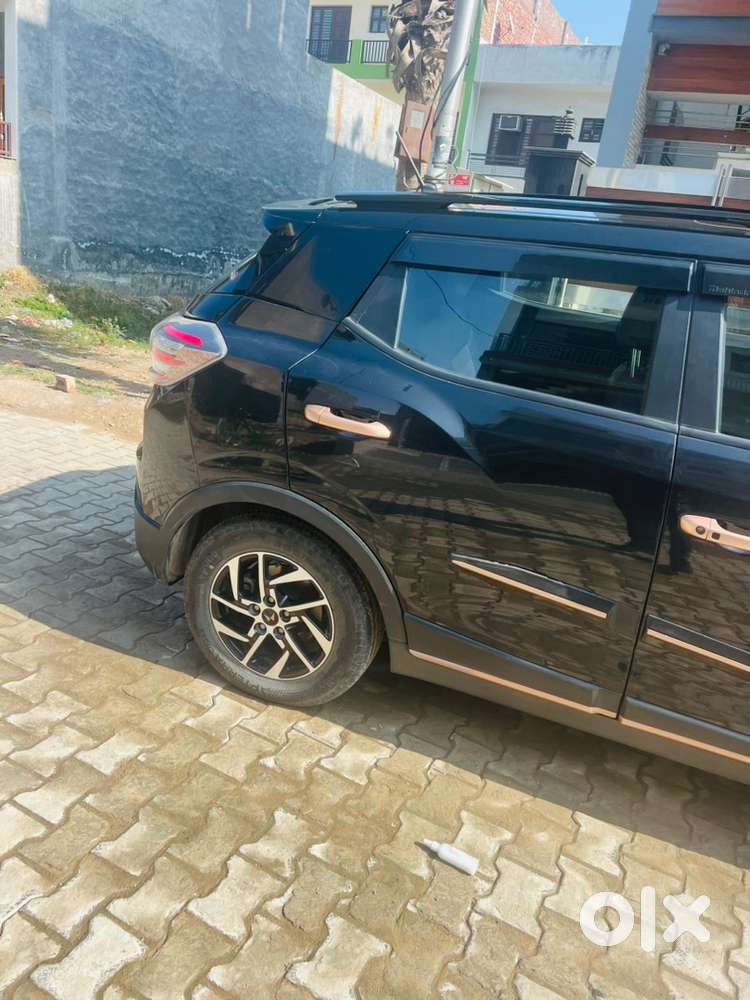 Mahindra Xuv400 2024 Electric Well Maintained