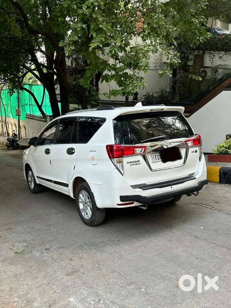 Innova Crysta For Sale In Excellent Condition