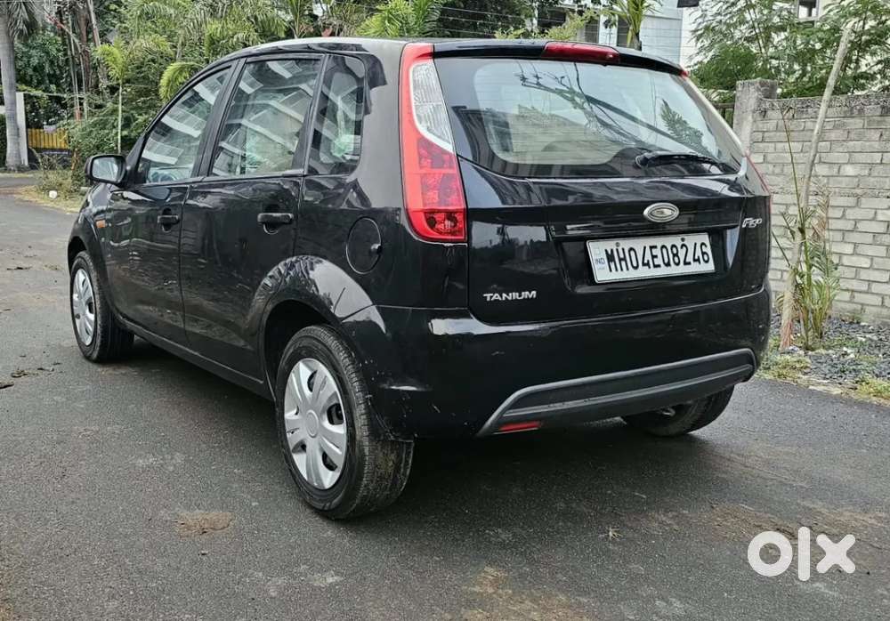 Ford Figo Petrol Titanium, 2011, Petrol