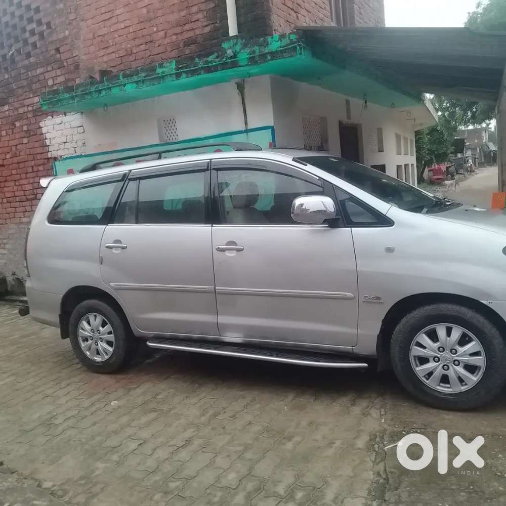 Toyota Innova Hycross 2011 Diesel Manual
