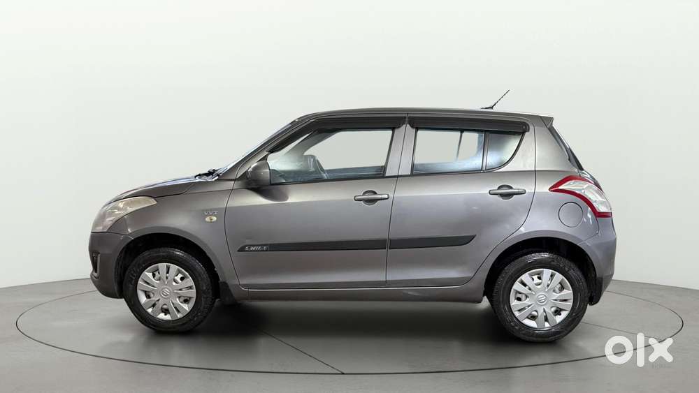 Maruti Suzuki Swift Lxi, 2017, Petrol