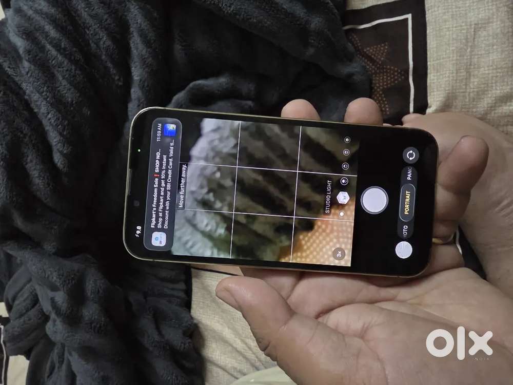Iphone 13 pro single hand used