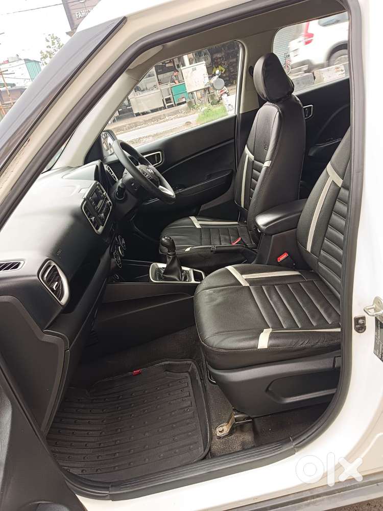 Hyundai Venue 1.2 S (o), 2020, Petrol