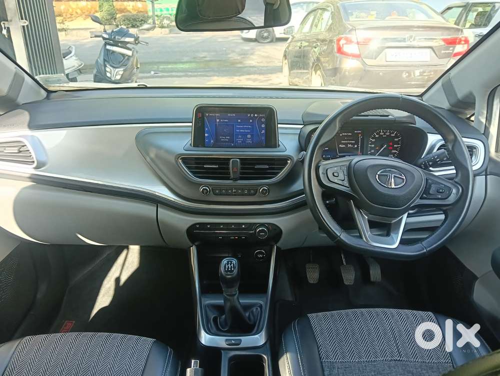 Tata Altroz Xz, 2020, Petrol