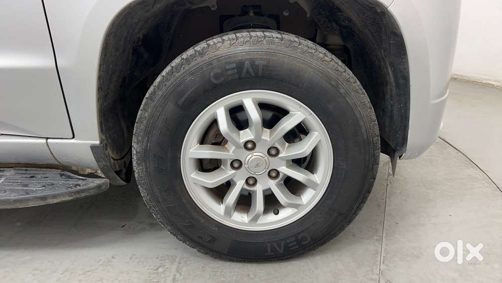Mahindra Tuv 300 Mhawk100 T8, 2016, Diesel