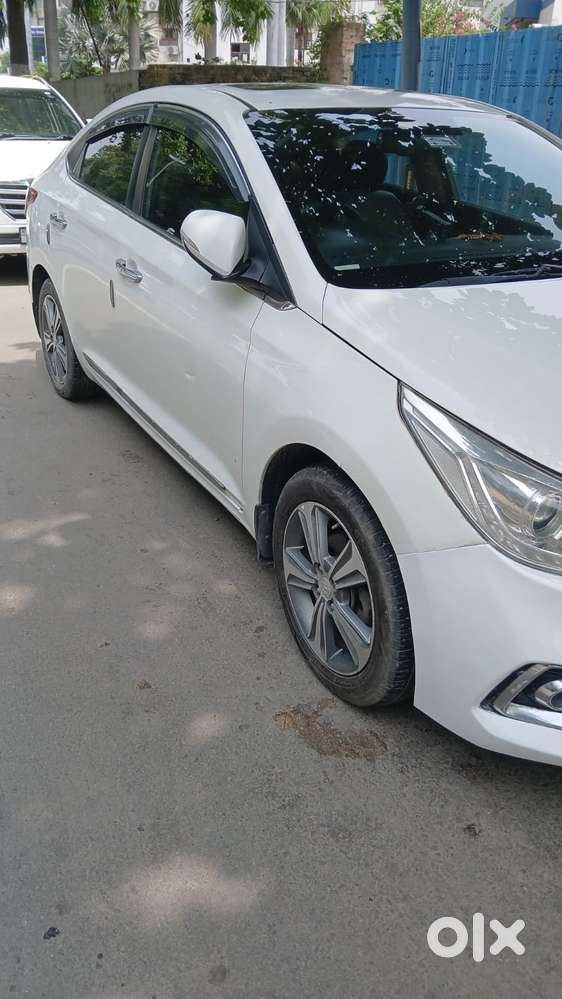 Hyundai Verna 1.6 Sx (o) Crdi, 2018, Petrol
