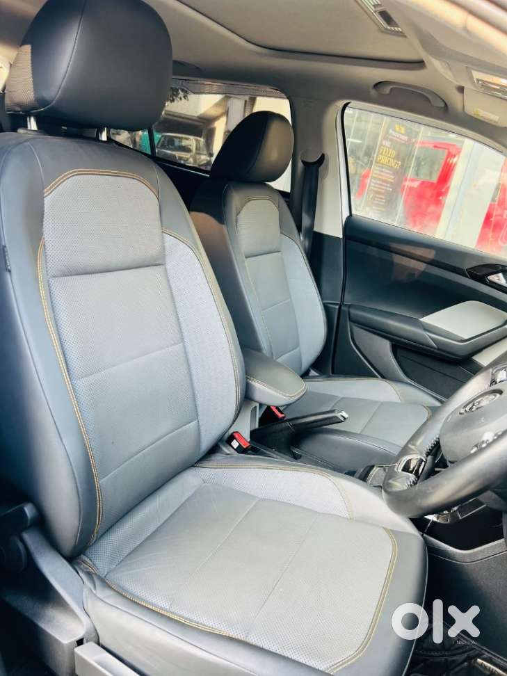 Skoda Kushaq 1.0 Tsi Style, 2022, Petrol