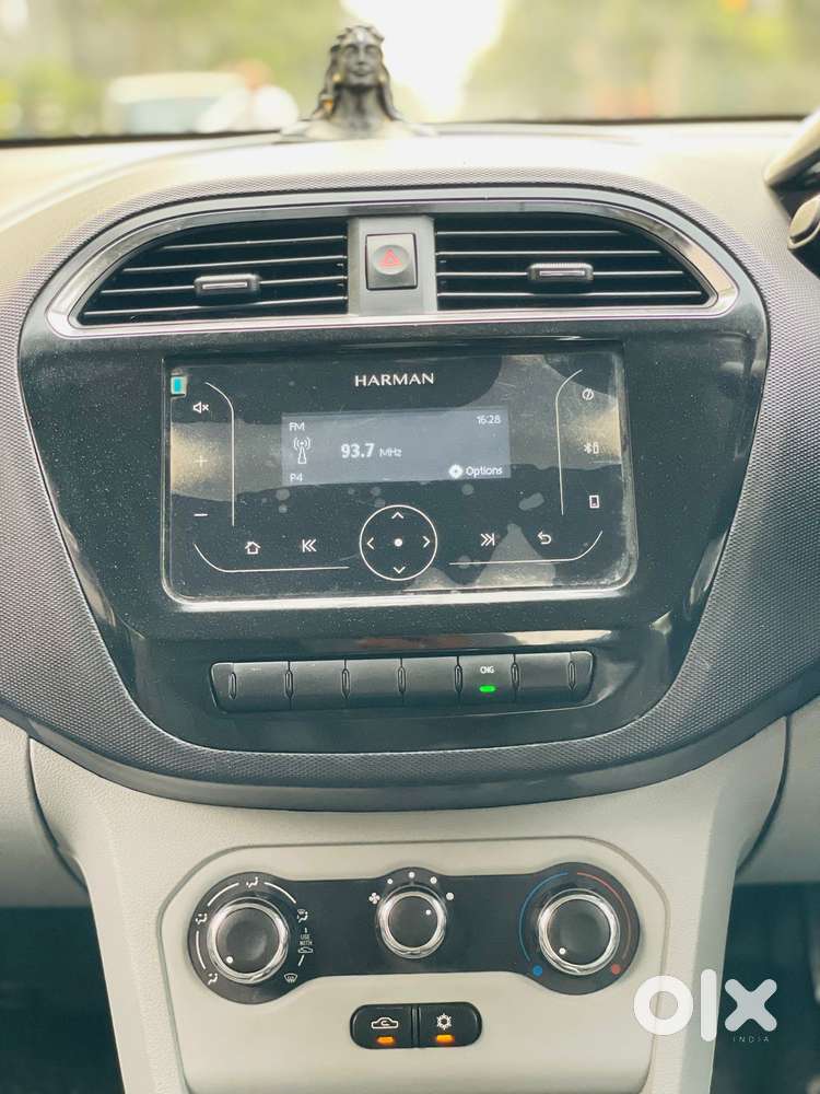 Tata Tiago 1.05 Revotorq Xt, 2023, Cng & Hybrids