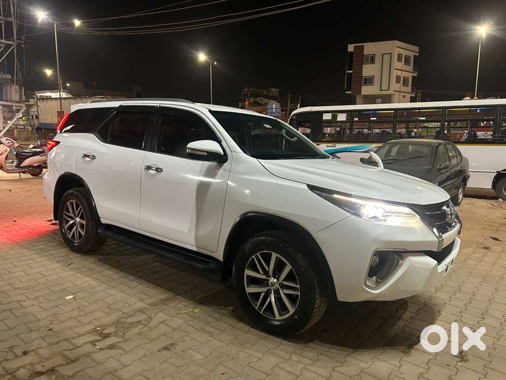 Toyota Fortuner Sigma 4  Automatic