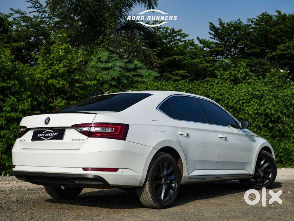 Skoda Superb L&k 1.8 Tsi At, 2020, Petrol