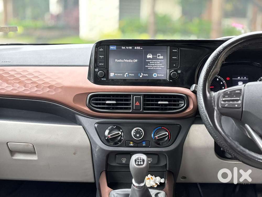 Hyundai Aura Sx 1.2 Cng, 2023, Cng & Hybrids